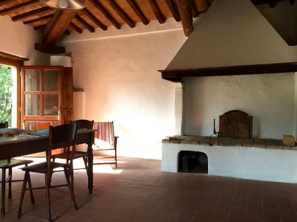 Tuscany & Silence Apt Country View In Terricciola Wifi Apartment Luaran gambar